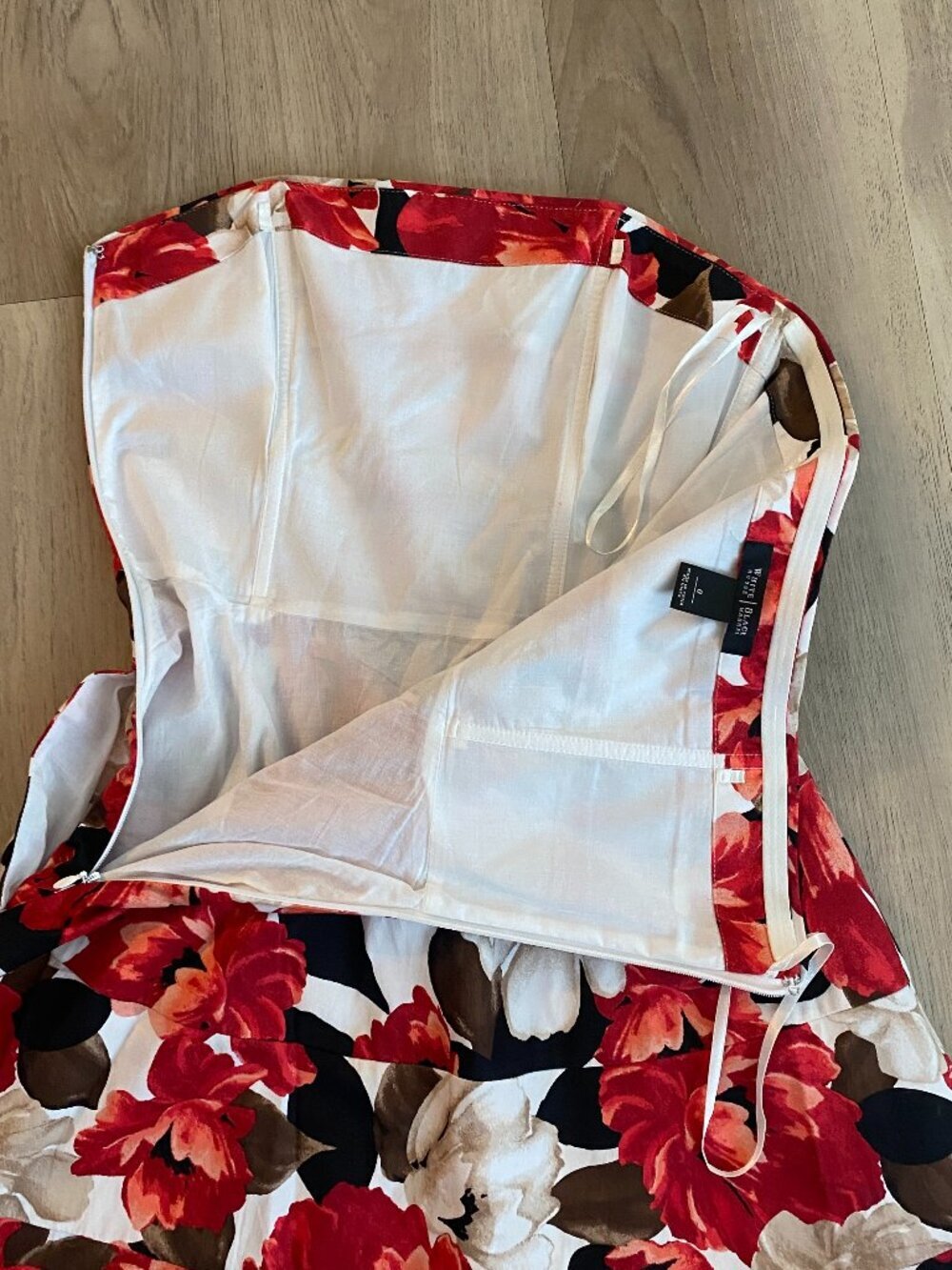 White House Black Market Strapless Floral Fit & Flare Dress Size 0 Pockets Retro - Picture 11 of 11